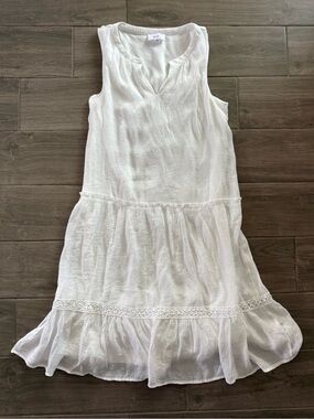 Fyve Sleeveless White Tiered V-Neck Dress
